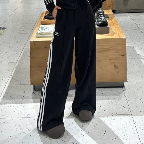 Essentials 3-Stripes 宽松卫裤