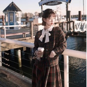 4.7折起+额外5折！一字肩上衣€9