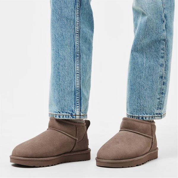 UGG Ultra Mini 女士短靴