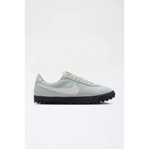 Nike$50 off $150Astrograbber QS Men s Sneaker