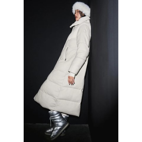 alo yogaSnowfall Puffer Coat