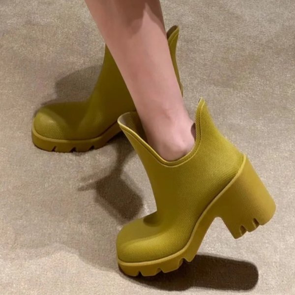 Marsh 黄雨靴