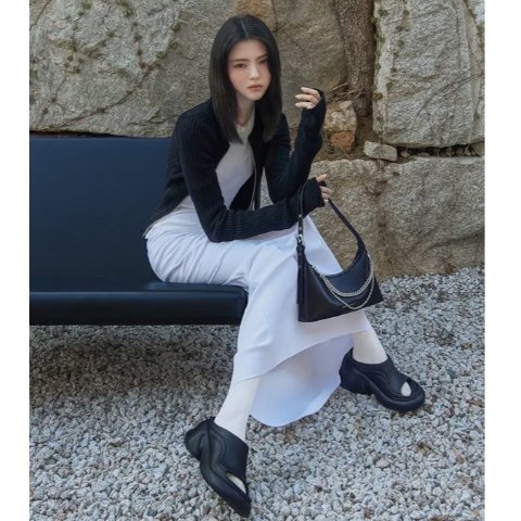 Charles & KeithEva Sculptural Platform Sandals Black