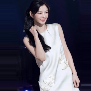 Up to 75% OffSaks Fifth Avenue Fashion Flash Sale