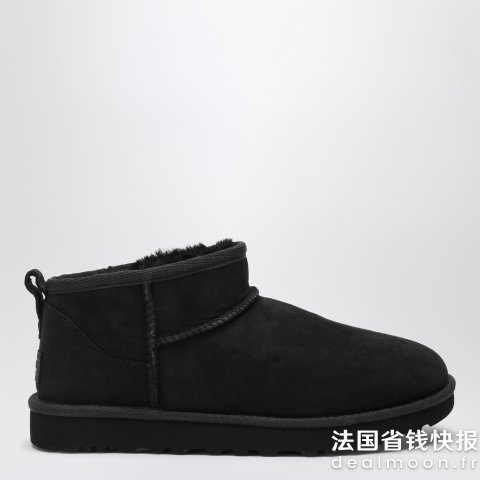 UGG Mini 黑色短靴