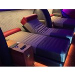 蕞离谱约会？德国床上电影院来了！帮你盲选“另一半”！