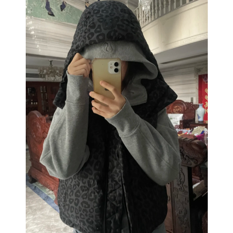 Wunder Puff 600蓬松短马甲印花