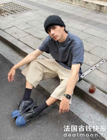 Camper不要太潮了！相似款@老陈JUNCTION 棕色拖鞋