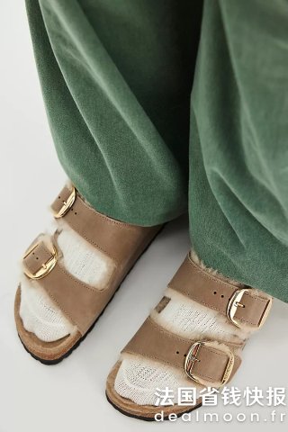 BirkenstockArizona 大扣羊羔毛凉鞋
