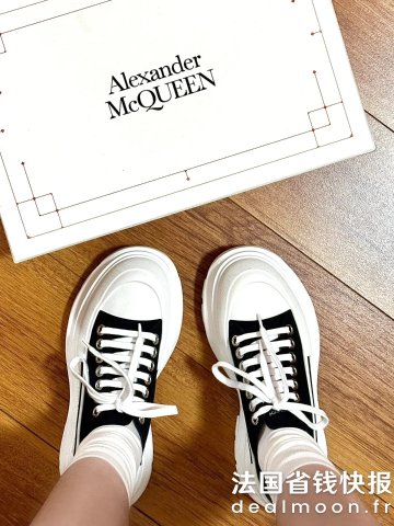Alexander McQueen不必多说 有码必冲@开心乐Tread Slick 黑色厚底鞋