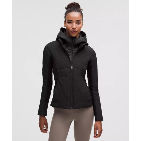 LululemonAnother Mile羽绒服