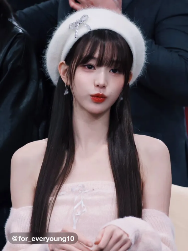 Knit 蝴蝶结抹胸针织短开衫套装