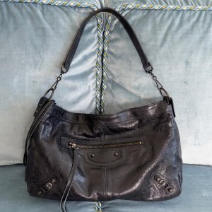 Up to 50% Off + Extra 10% OffCETTIRE Balenciaga Bags Sale