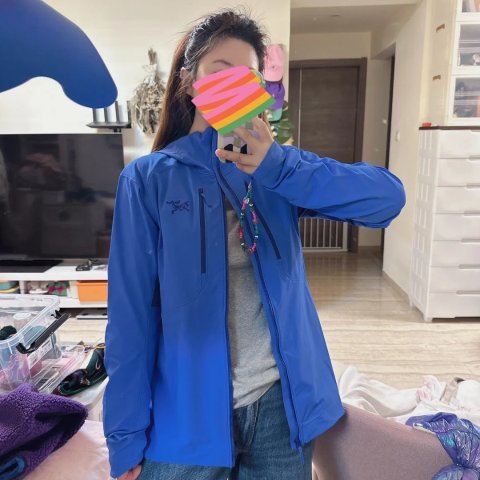 Psiphon 克莱因蓝冲锋衣