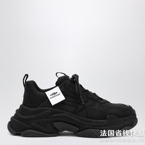 BalenciagaTriple S 运动黑色球鞋