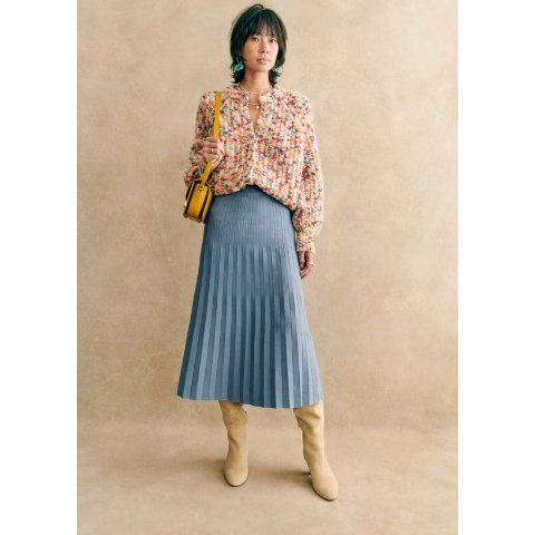 Sezane冰蓝色半身裙