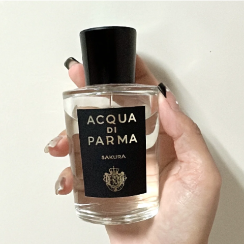  Sakura 香水 100ml