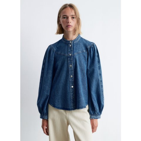 牛仔泡泡袖衬衫