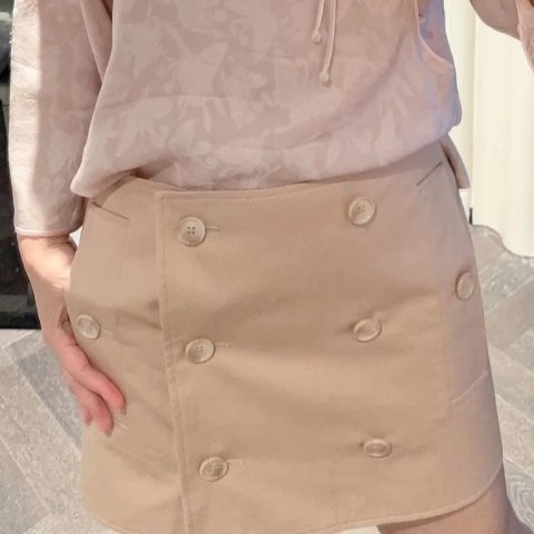 Beige 短款风衣半裙