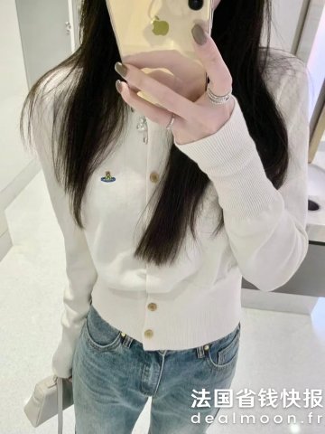 Vivienne Westwood白色超好搭！ @163的畔畔土星羊毛开衫