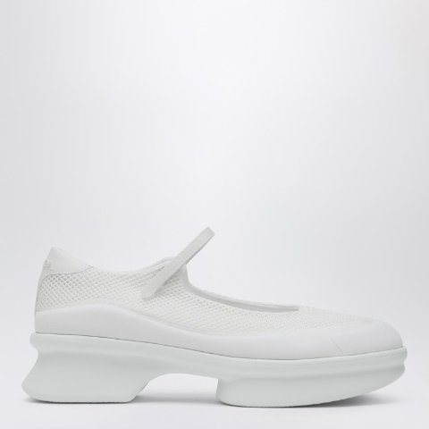 Ballerina 白色网纱平底鞋