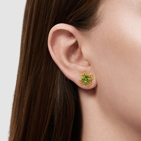 Chow Sang SangTaffy 999 Gold Earrings