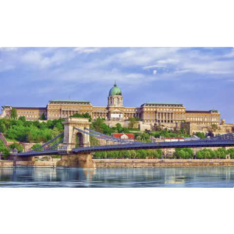 布达佩斯4星酒店+往返机票