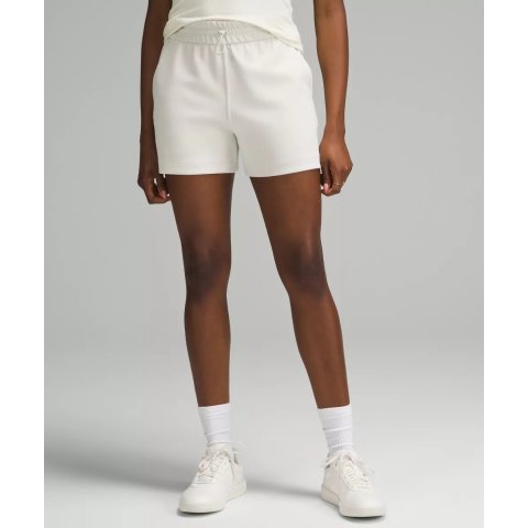 LululemonSoftstreme 高腰短裤 10厘米