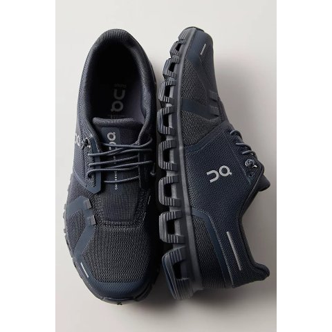 SaugatuckOn Cloud 6 运动鞋