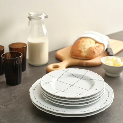 IkeaUPPLAGA 餐盘 白色 28厘米