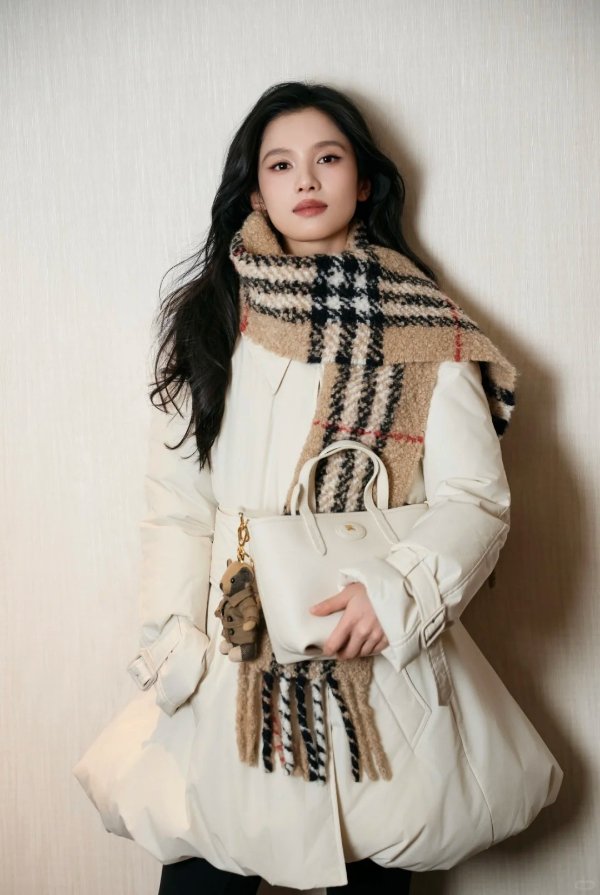 格纹羊毛围巾 张婧仪同款