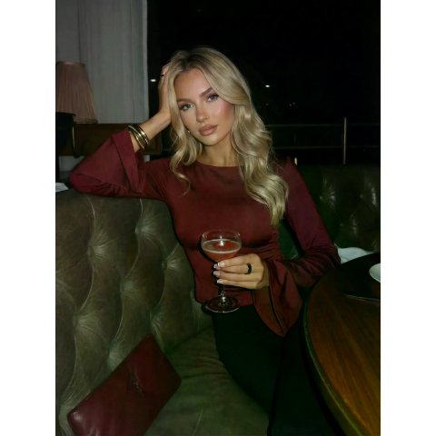 Satin 船领喇叭袖衬衫 日常款