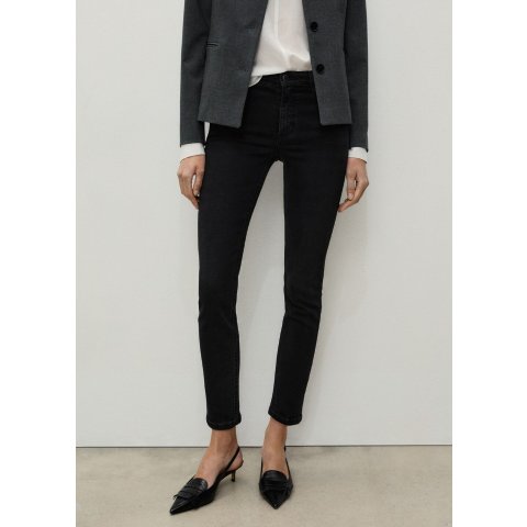 Skinny 中腰牛仔裤