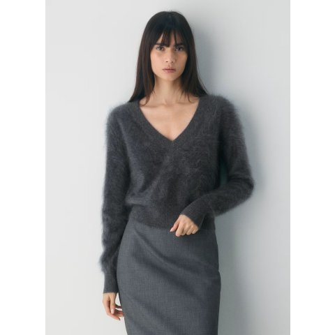 Brushed Cashmere V领短款毛衣