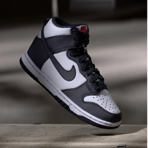 Nike高帮系列Dunk High 白色高帮鞋