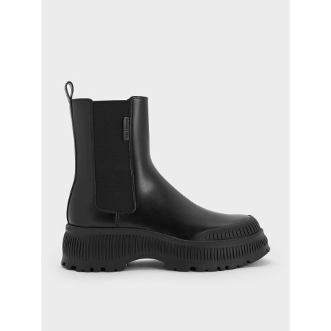 Charles & KeithDarra Chelsea Boots Black