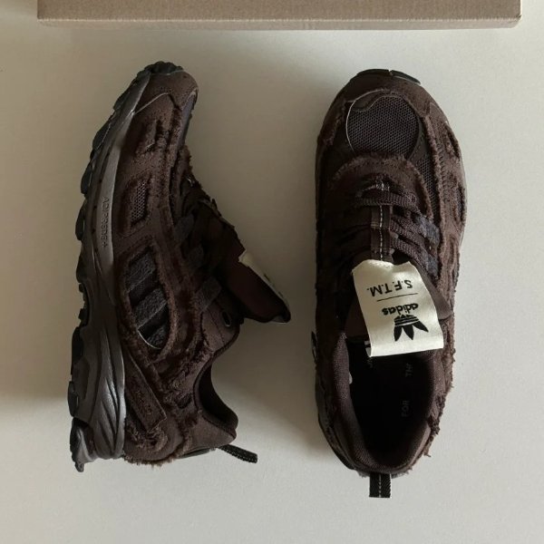 Shadowturf SFTM 运动鞋@Lumpy