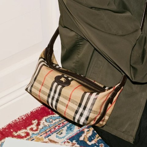 Highlands 单肩斜挎包