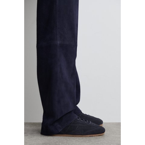 COSdvn本d完全是。。Minimal 皮革休闲鞋