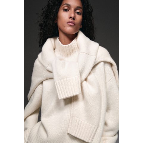 COSChunky Cashmere Funnel-Neck Sweater