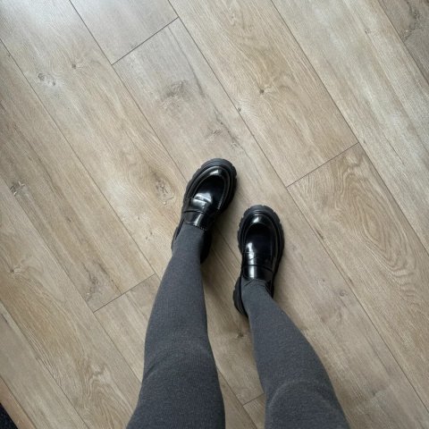  黑色皮革乐福鞋