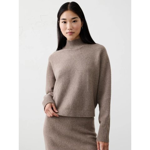 Banana RepublicOversized Turtleneck Cropped Sweater