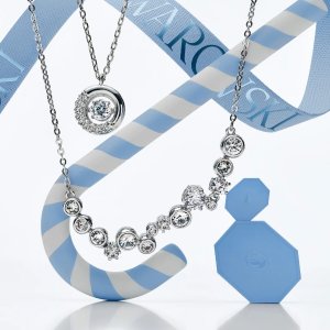 6折起+叠8折 圆钻耳钉€28