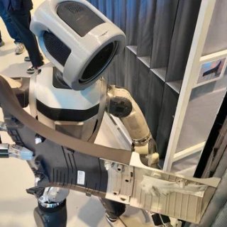 波士顿动力Atlas进工厂，AI机器人开...