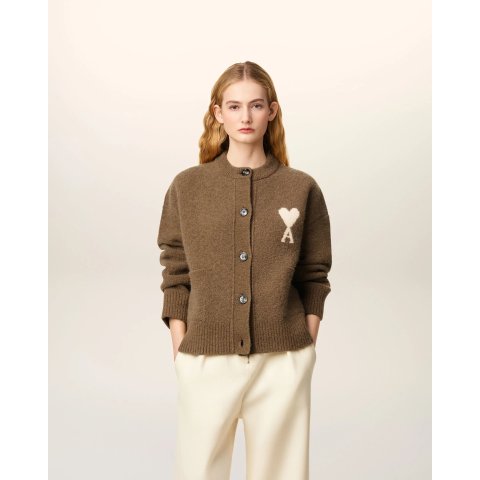  棕色羊驼毛开衫