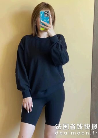 Lululemon不会出错又百搭的一件Perfectly Oversized 羊毛卫衣 Logo款