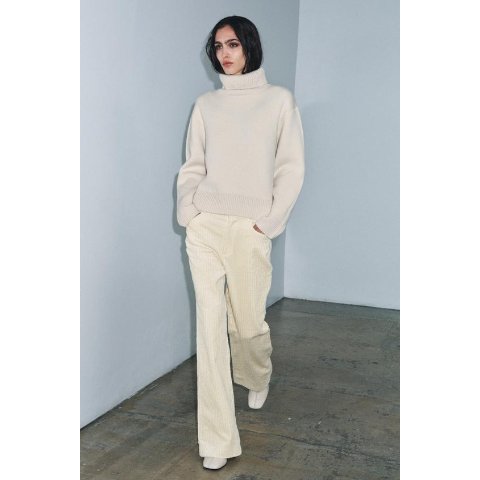 ZaraZARA WOMAN 灯芯绒喇叭裤