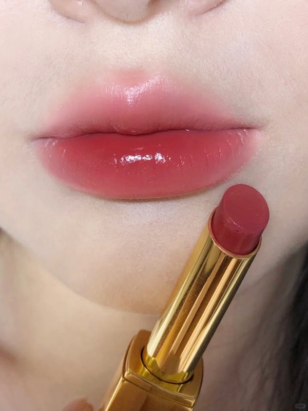 黑金细管口红#818