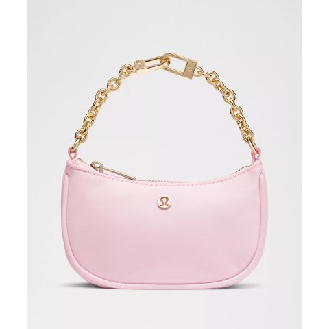 City Essentials Nano肩包