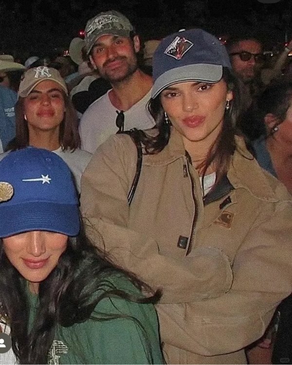 Carhartt WIP 夹克 肯豆类似款